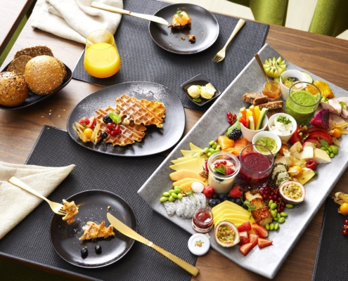 Vegane Köstlichkeiten zum Frühstück werden im veganen Restaurant der AIDAnova, AIDAperla und AIDAprima serviert (Foto AIDA Cruises)