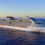 Am 4. Dezember 2026 ist es soweit: Die MSC World Asia startet zur Jungfernfahrt (Rendering MSC Cruises)