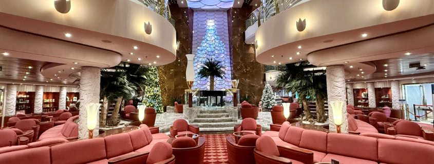 Atrium der MSC Magnifica (Bild Stieger)