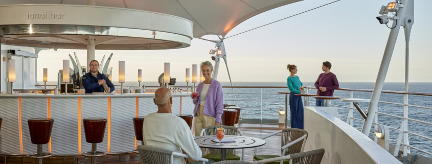 Die sehr beliebte Lanai Bar auf der AIDAluna (Foto AIDA Cruises)